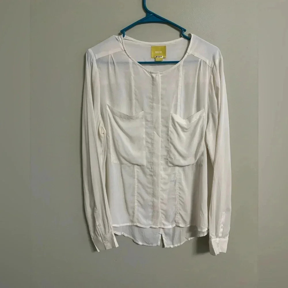 Maeve Anthropologie Semi Sheer Button Blouse Size 8 Ivory Chest Pockets